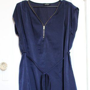 3/$20 - Dark Blue Tunic with Gold Zipper